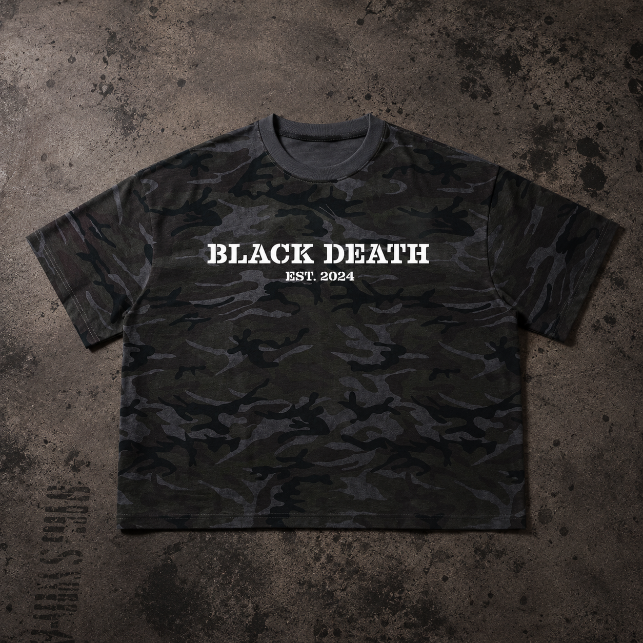 UNITED WE STAND Camo Cropped T-Shirt