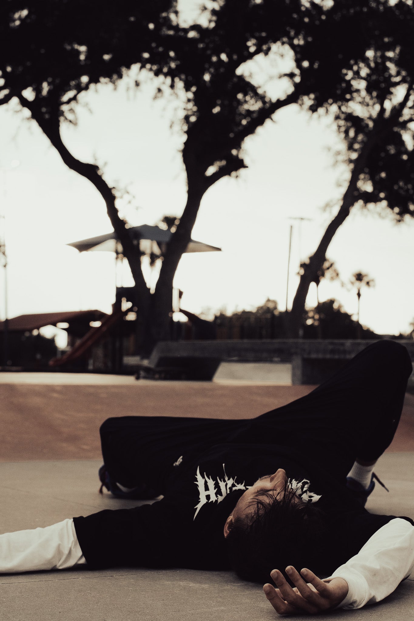 SKATER BOY Boxy Long Sleeve Tee